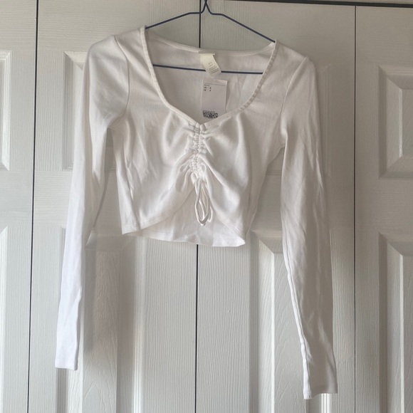 H&M Tops - H&M Crop Top
